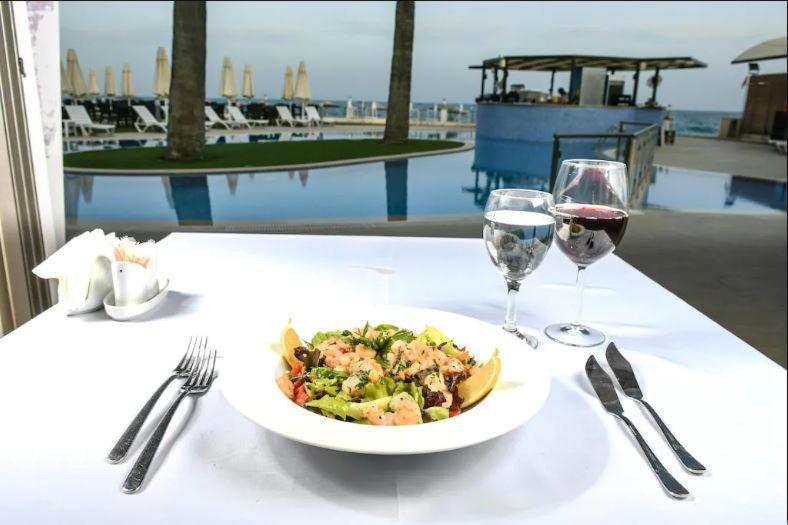 Mimoza Beachfront Hotel & Restaurant Famagusta (Northern Cyprus) Esterno foto