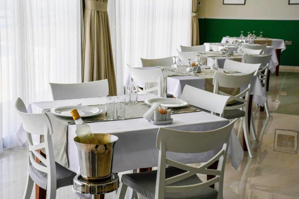 Mimoza Beachfront Hotel & Restaurant Famagusta (Northern Cyprus) Esterno foto