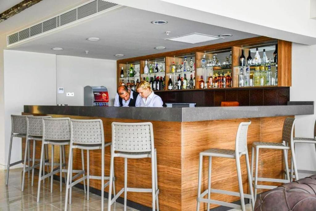 Mimoza Beachfront Hotel & Restaurant Famagusta (Northern Cyprus) Esterno foto